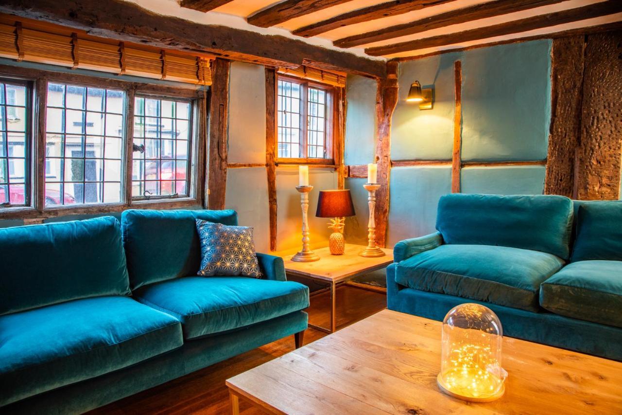 Вилла 3 Masons Court The Oldest House In Stratford Upon Avon, Warwickshire. Экстерьер фото
